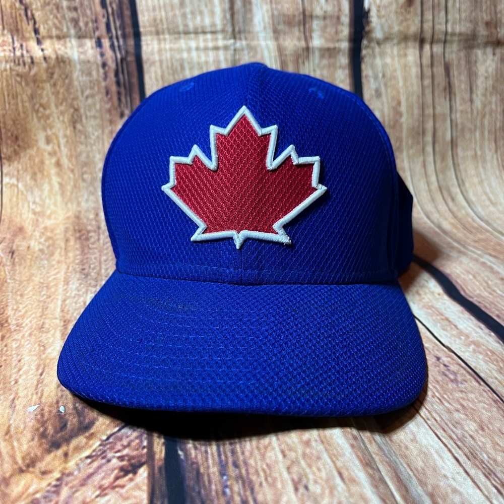 Toronto Blue Jays New Era 59Fifty Fitted Hat MLB Cap Alternate Maple Leaf 6 7/8